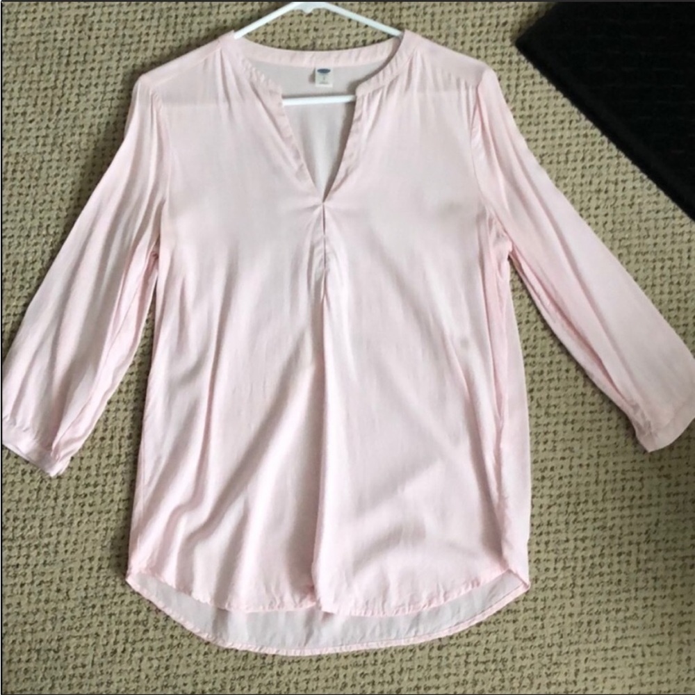 2 blouses